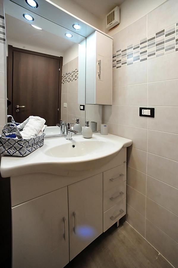 Cozy Studio In Turin City Center By Wonderful Italy Room photo